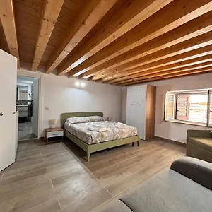 https://cortile-riolo.palermohotels.org